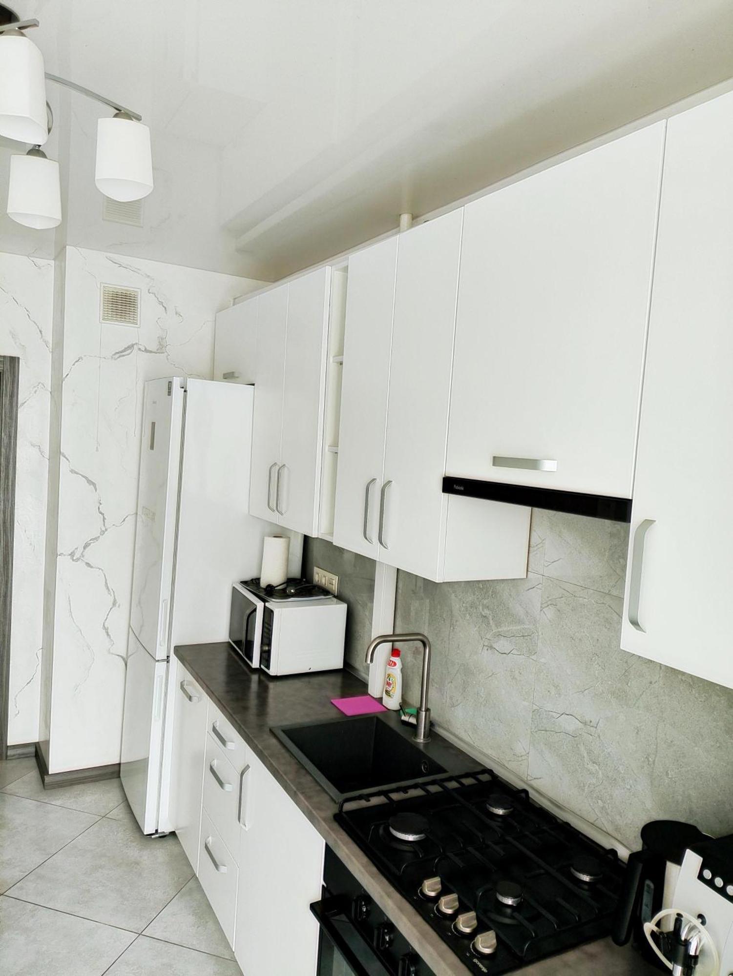 Арт-Де-Львів Apartamento Exterior foto